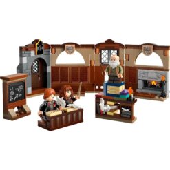 Alternative view of Lego Harry Potter 76442 Kasteel Zweinstein Toverspreukenles